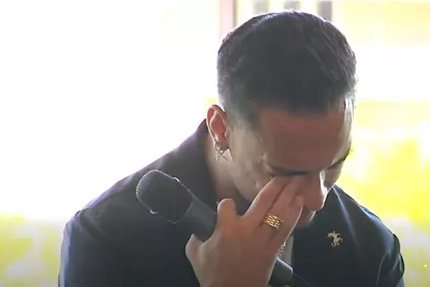  بسبب مانشستر يونايتد.. دموع أنتوني تغمر حفل تقديمه في ريال بيتيس